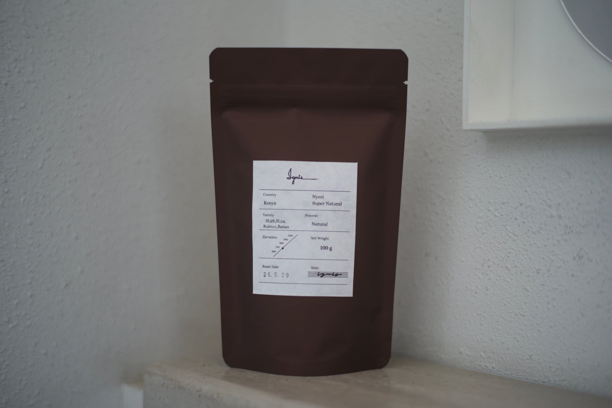 Kenya / Nyeri SL 28, 34 Ruiru, Batian Super Natural